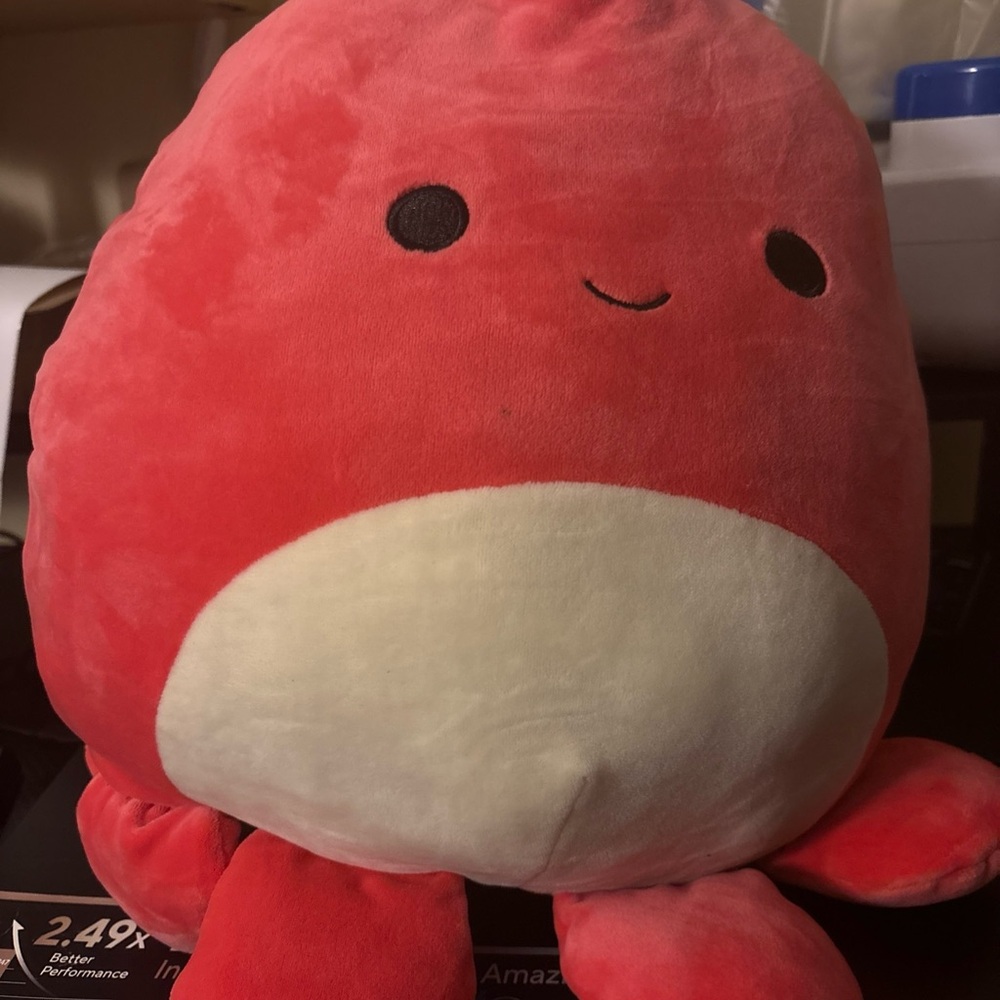 Squishmallows Red and White‎ Stuffed Animal